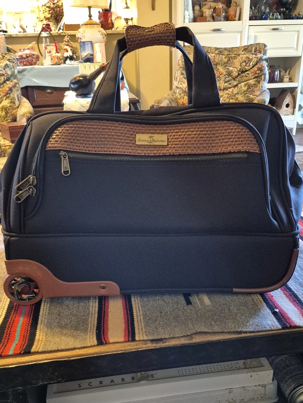 Tommy Bahama Nassau Collection Sz.19